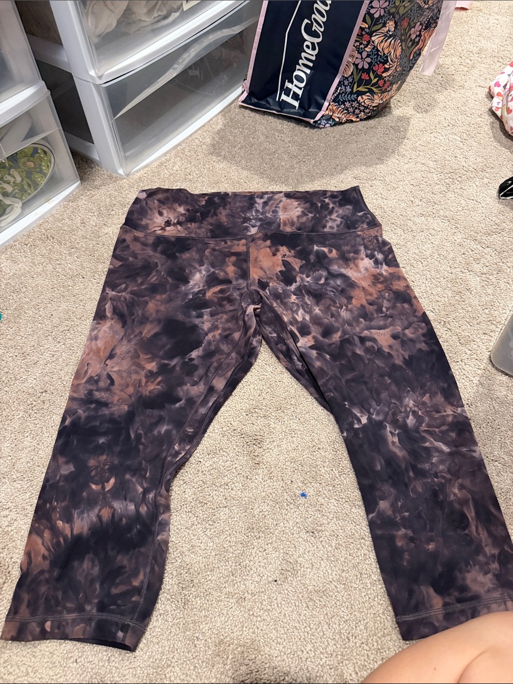 lululemon athletica Tie-Dye Capri Leggings